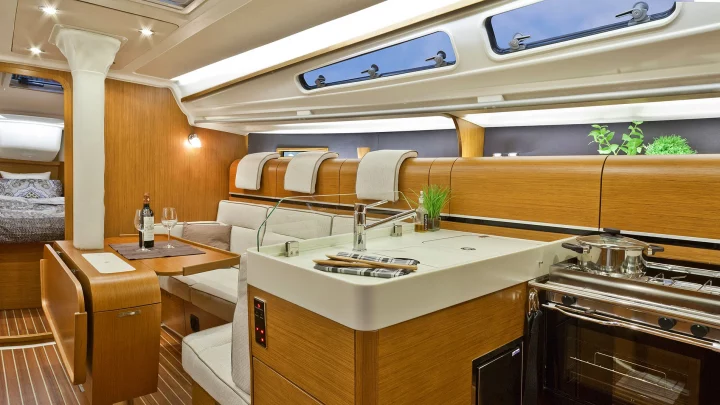 6b50b3495852213767c9b60d84c9199a0b640c3a_p1