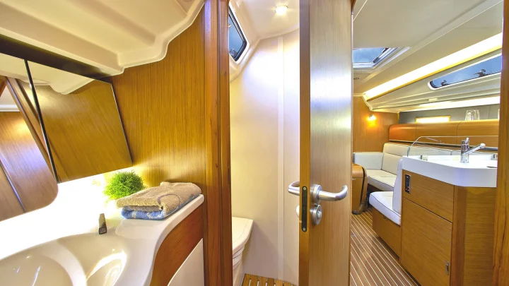 6b50b3495852213767c9b60d84c9199a0b640c3a_w1